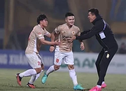 Coach Kiatisak helps coach Troussier have an impressive version of Quang Hai