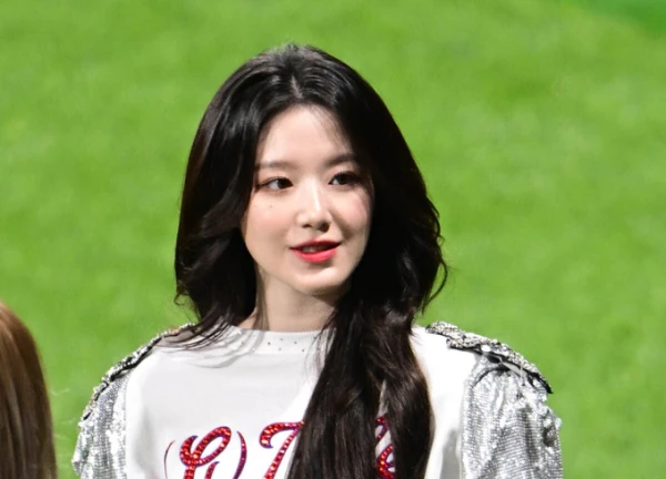 "Nữ idol hát dở nhất gen 4" chưa thể trở lại quảng bá tại Hàn nhưng đi quay show thực tế ở nước ngoài?