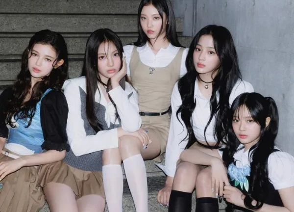 1 thành viên NewJeans tạm ngưng hoạt động ngay trước thềm comeback