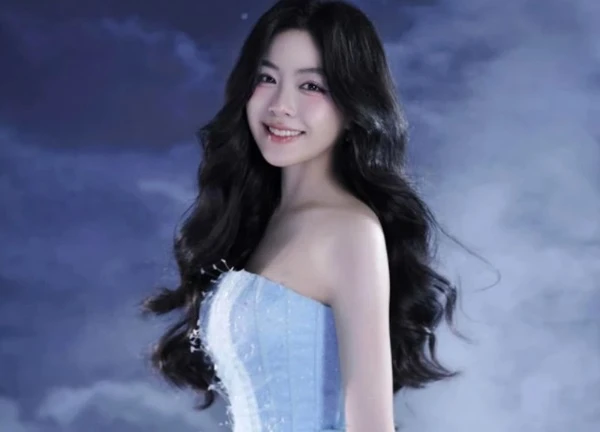 Nhan sắc xinh đẹp tựa nữ thần của Lọ Lem - Con gái Quyền Linh ở tuổi 18