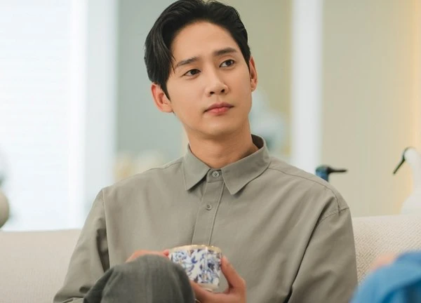 Phản diện 'Queen of Tears' diễn đạt đến mức 'chết tên' nhân vật trong phim