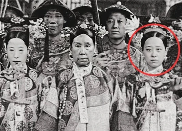 The tragedy of the Qing "first lady": Living away from her husband because of Cixi Empress Dowager's favor