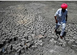 India faces extreme drought, plunging it into a deep crisis