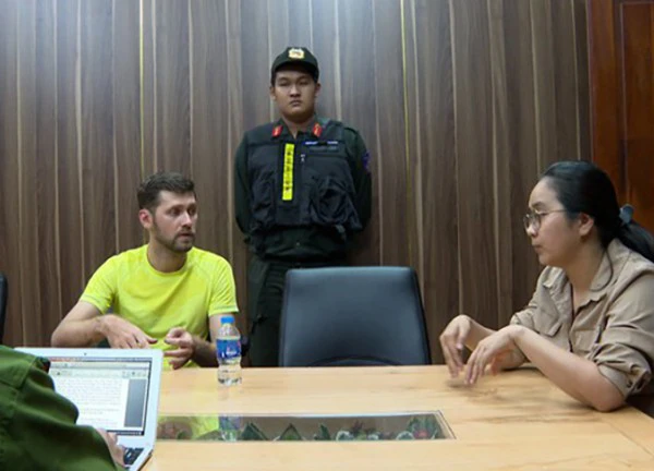 Chủ động phát hiện, ngăn chặn tình trạng người nước ngoài vi phạm pháp luật ở Việt Nam