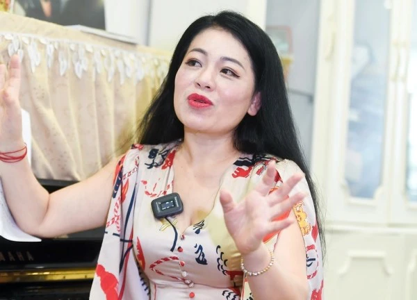 Anh Thơ nói về việc yêu "trai trẻ", luôn tin mình cô độc suốt đời