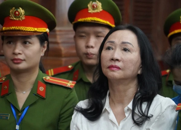 Nhiều doanh nghiệp nộp hàng ngàn tỷ đồng đảm bảo bồi hoàn cho bị cáo Trương Mỹ Lan
