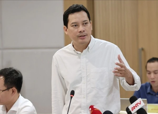 Tăng mức phạt đối với người nổi tiếng có phát ngôn, hành vi lệch chuẩn