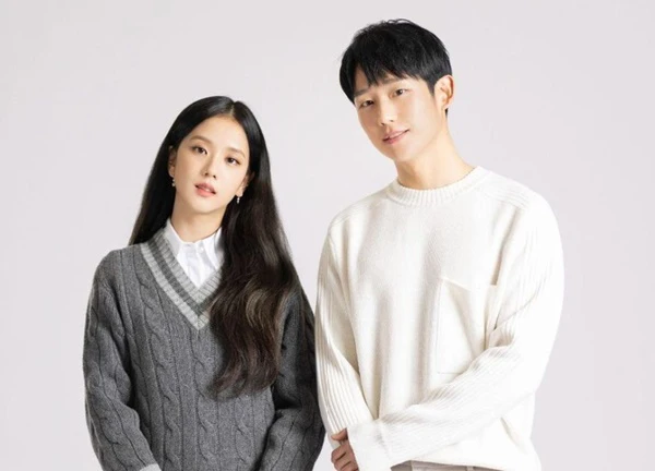 Jisoo (BLACKPINK) vướng tin hẹn hò Jung Hae In vì cú "trượt tay" của đàng trai