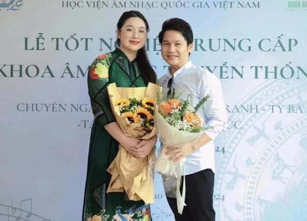 Con gái Trọng Tấn đạt điểm 10 duy nhất khi thi tốt nghiệp trung cấp nhạc viện