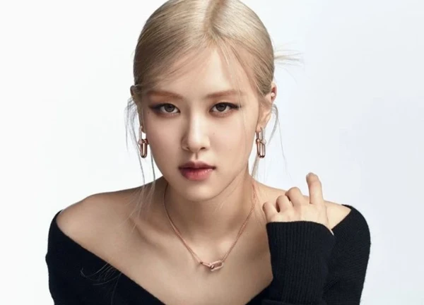Rosé (BLACKPINK) đầu quân về The Black Label, vì sao người hâm mộ lại thấy lo lắng?