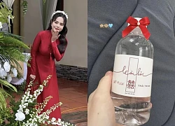 Thai Trinh holds an engagement ceremony, does the groom's appearance "beat" his ex-lover Quang Dang?