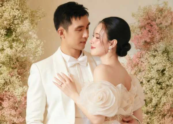 Midu tung ảnh cưới siêu ngọt ngào, biểu cảm của chồng thiếu gia gây chú ý