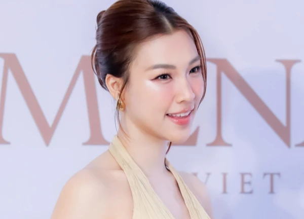 MC Hoàng Oanh xuất hiện giữa ồn ào bị chê ở "Anh trai vượt ngàn chông gai", visual thế nào?