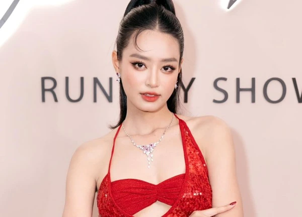 Á hậu Bùi Khánh Linh lên tiếng về show hẹn hò tìm người yêu
