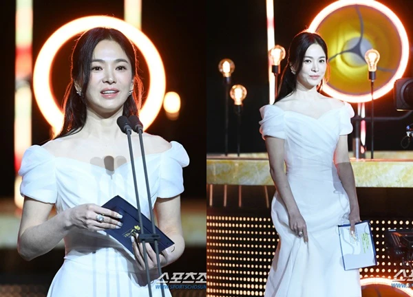 Song Hye Kyo trao giải thôi mà thành nữ thần Rồng Xanh: Make up nhạt vẫn làm dàn sao hạng A mê mẩn ngắm nhìn