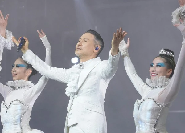 'Thiên vương' Trương Học Hữu liên tục hủy show vì sức khỏe bất ổn
