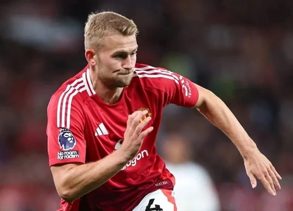 Tân binh Man United và điềm lành cho chức vô địch Premier League
