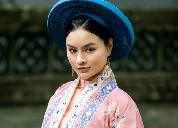 Siêu mẫu Vũ Thu Phương tiết lộ áp lực khi trở lại showbiz