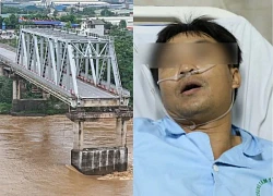 The story of a young man hugging a banana tree to escape the Phong Chau bridge incident, a hero appeared