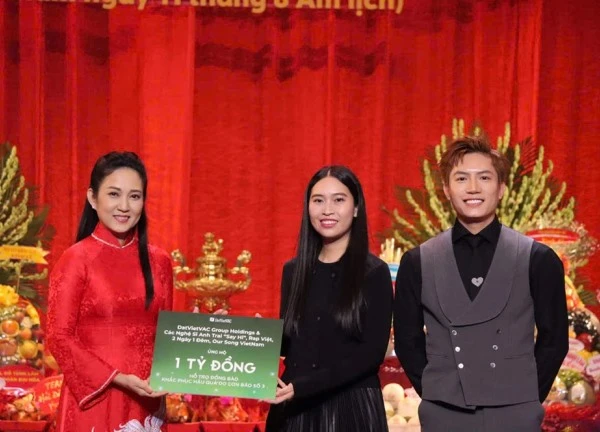 'Anh trai say hi' và nhiều nghệ sĩ TPHCM ủng hộ hơn 2 tỷ đồng cho đồng bào vùng lũ