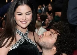 Selena Gomez gây bàn tán tại Emmy vì 'danh hiệu' mới trong giới siêu giàu