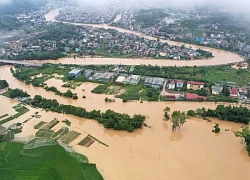 Natural disasters are becoming more and more unusual in Vietnam, with unbelievable severity.