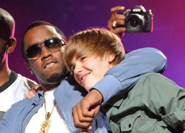 Lộ clip Justin Bieber tham gia tiệc thác loạn của ông trùm vừa bị bắt?