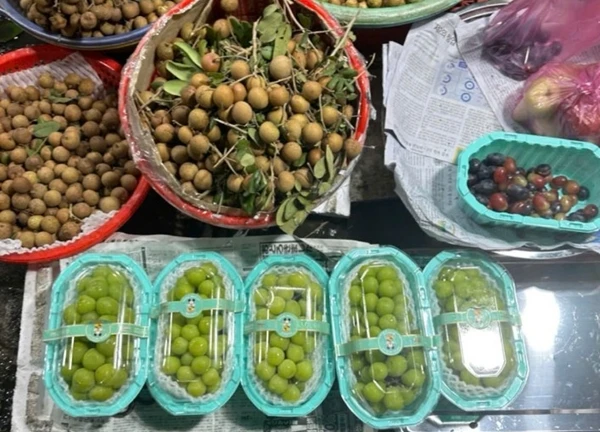 "Tam tai" của nho xanh ập đến đầu năm 2025, nhiều người hốt hoảng: Chuyện gì đã xảy ra thế?