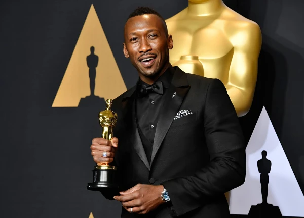 Mahershala Ali: Diễn viên đạo hồi đầu tiên "chạm đỉnh vinh quang" Oscar