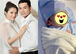 Phương Trinh Jolie "vượt cạn" sớm, Lý Bình nói 1 câu, nhan sắc gây bất ngờ