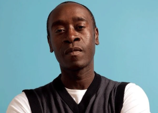 Don Cheadle: Hành trình từ Kansas đến biểu tượng Hollywood đa tài?