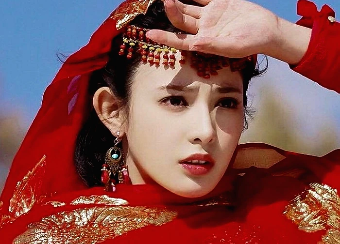 10 mỹ nhân dị vực đẹp nhất Trung Quốc: Triệu Lệ Dĩnh xếp sau Dương Mịch, hạng 1 nhan sắc hơn cả thượng thừa