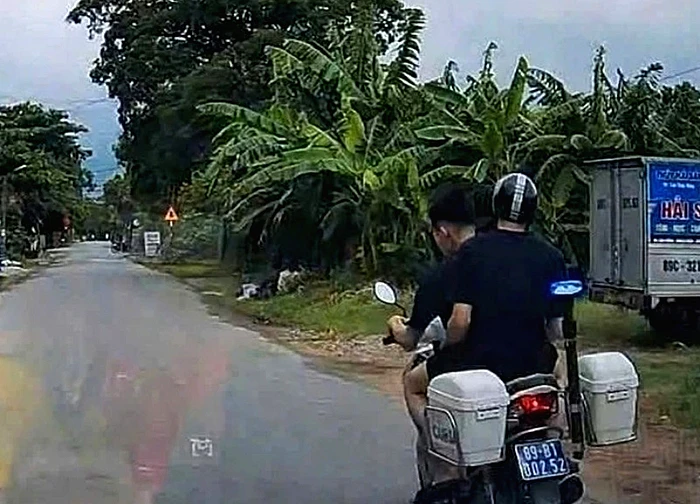 Được giao sửa xe đặc chủng của Công an xã, thanh niên mang đi 'lượn'