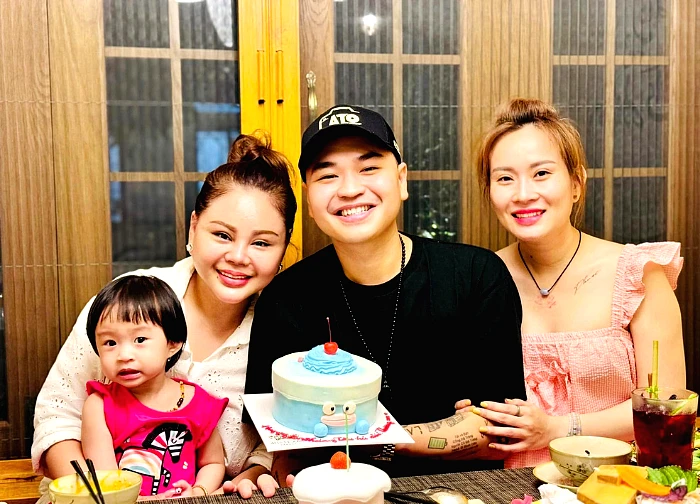 Lê Giang khiến CĐM sốc, cách ứng xử với con dâu một lần đò, hai con riêng