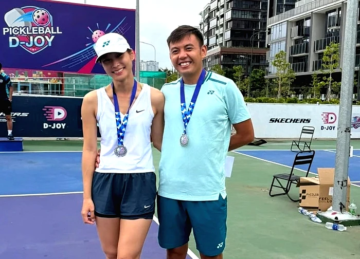 Vợ Lý Hoàng Nam nói Trương Vinh Hiển 'ăn gian' ở bán kết pickleball