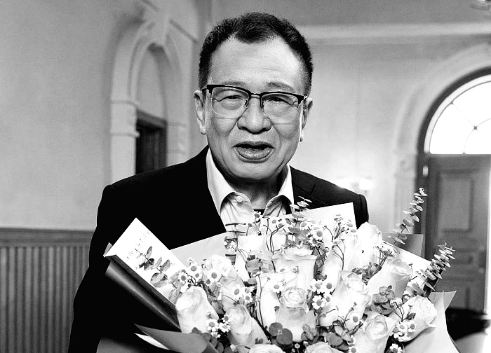 Hứa Thiệu Hùng - Tài tử TVB qua đời vì ung thư