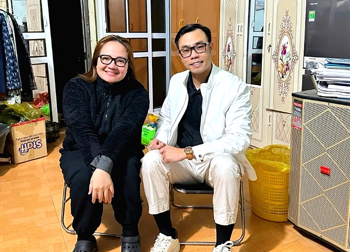 Hai "thánh từ thiện" Hoàng Hường và thầy Nguyễn Mạnh Tuân đều bị bắt: Bức ảnh chụp chung nghiệt ngã