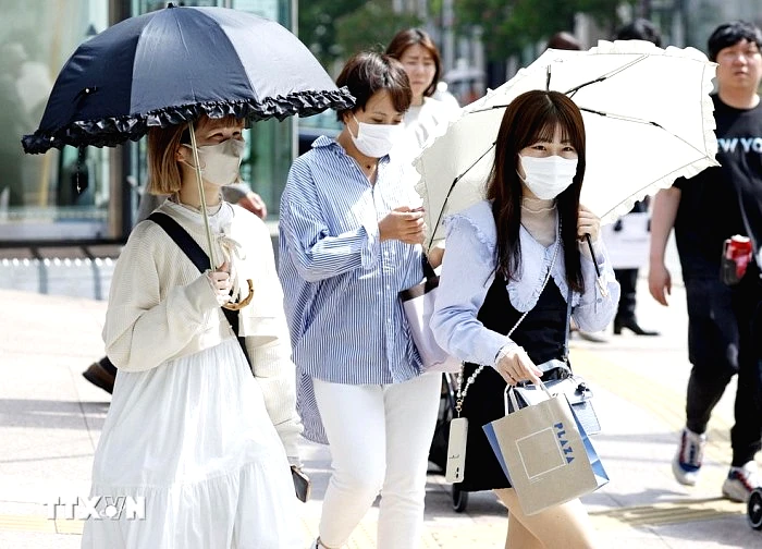 Biến đổi khí hậu kéo dài mùa Hè tại Nhật Bản