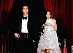 HOT: Rầm rộ ảnh Diệu Nhi - Anh Tú bế 2 con đi chơi