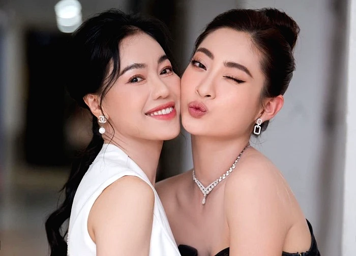 "Bà trùm" hoa hậu nhà Sen Vàng công khai tin nhắn của hoa hậu quê Cao Bằng: Con không muốn dừng lại