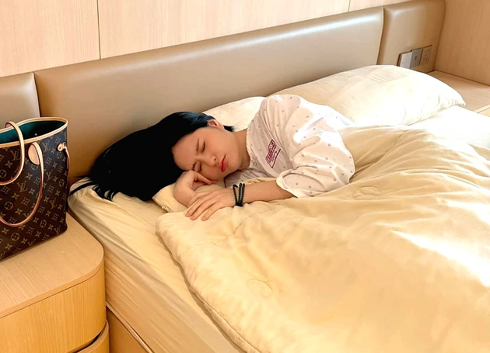 Đoàn Di Băng im lặng giữa ồn ào mỹ phẩm bị điều tra và nghi vấn sinh con thứ 4