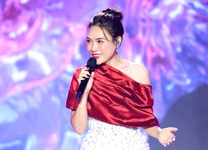 Mỹ Tâm liên tục chuyển khoản 1,1 tỷ đồng