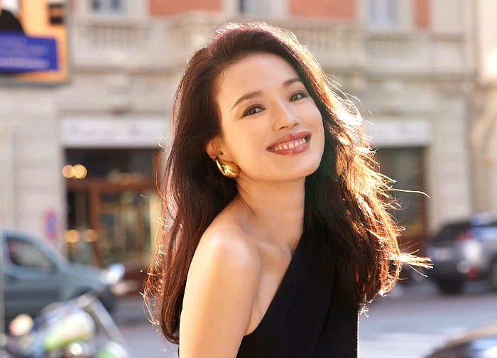 Thư Kỳ lọt top 10 thanh niên Trung Quốc xuất sắc nhất thế giới