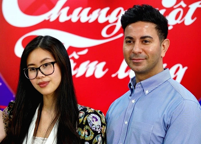 Tiên Nguyễn và hôn phu lần đầu công khai lộ diện, trích 2 tỷ tiền tổ chức siêu hôn lễ làm 1 điều không thể chê!