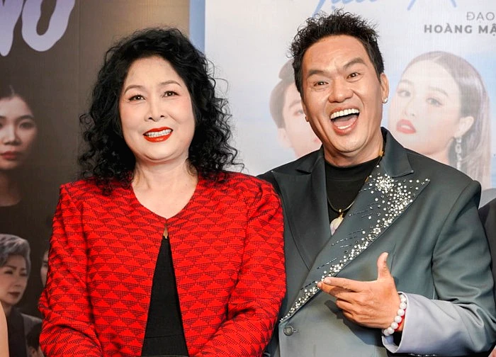 NSND Hồng Vân, Tuyền Mập đến mừng Hoàng Mập đón loạt tin vui ở tuổi 54