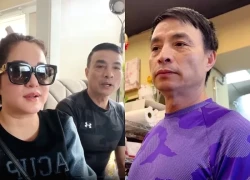 Xuan Mai's biological father went to a pho restaurant, unemployed in the US, and asked Thuy Nga to deliver goods.