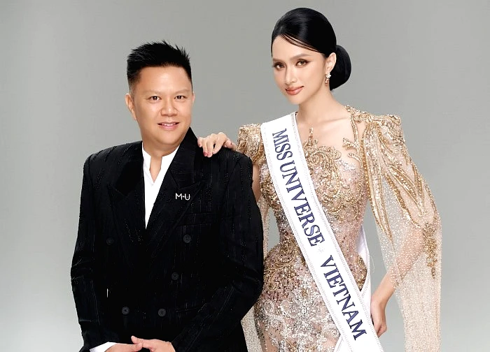 Chủ tịch Miss Universe Vietnam "thấy rất mắc cười" về kết quả của Hương Giang, lắc đầu từ chối nói tới Tân Hoa hậu