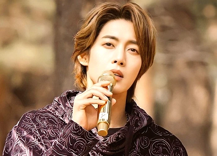 Kim Hyun Joong (Vườn Sao Băng) bất ngờ cưới vợ vào tháng 12?