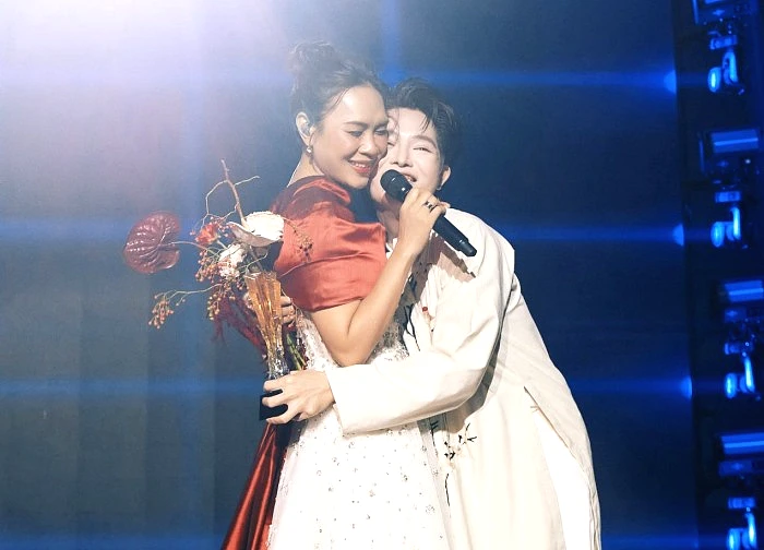 Mỹ Tâm, Đức Phúc ủng hộ 600 triệu đồng