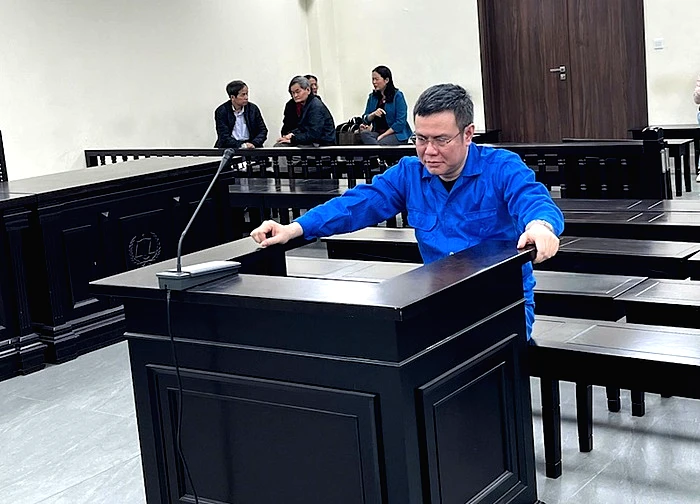 Chủ tịch HĐQT lừa bán biệt thự, dụ hợp tác đầu tư, chiếm đoạt hơn 30 tỷ đồng